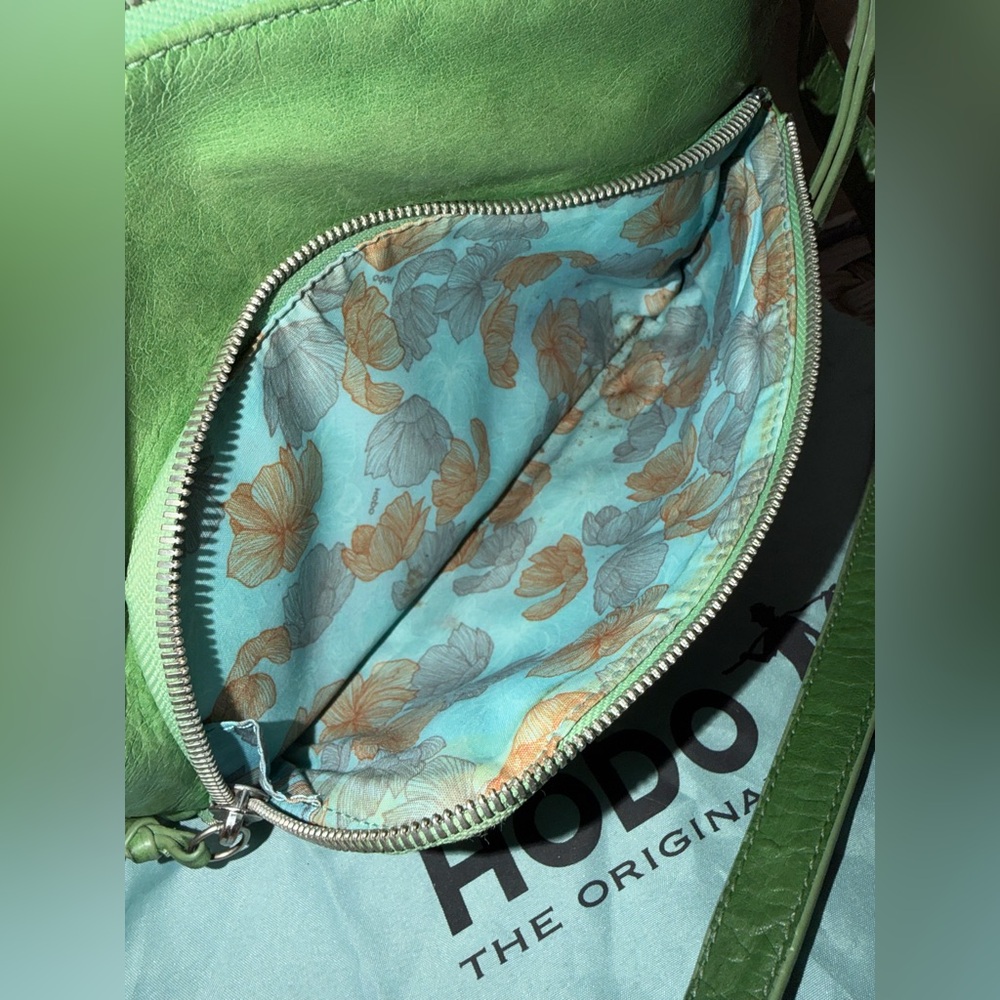 HOBO The Original Green Leather Crossbody Bag - Picture 11 of 16